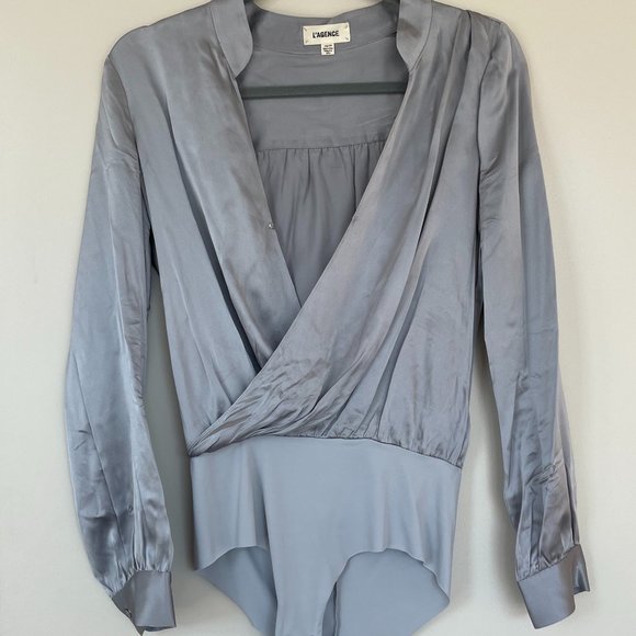 L'AGENCE Tops - L'Agence Marcella Silk Bodysuit in Pearl Gray